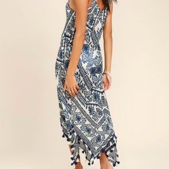 Lovestitch Navy Floral Tassel Cover-Up Dress Size: M/L - Picture 1 of 16